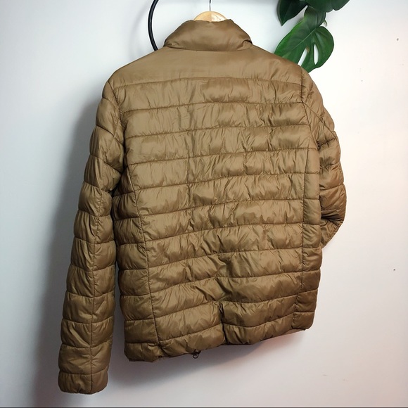 Ultra Lightweight Puffer Jacket by Primark. - Picture 4 of 4